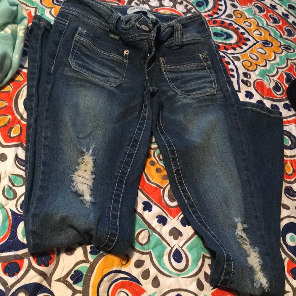 ripped skinny jeans